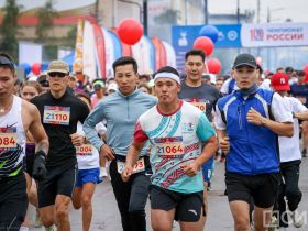 В Якутске стартовал чемпионат России по бегу на 100 км