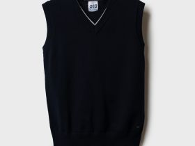 Жилет вязаный для мальчика