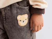 Серые удлинённые джинсы с патчем для девочки Глория Джинс