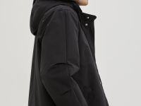 Ветровка из хлопка с карманами