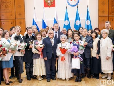 Матерям Якутии вручили госнаграды с денежным вознаграждением до одного миллиона рублей