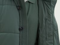 Полупальто утепленное с воротником-стойкой