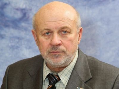 «Задача – вернуть доверие избирателя». Аркадий Харитонов о целях партии в Мирнинском районе Якутии