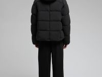 Пуховик с воротником-стойкой и съемным капюшоном
