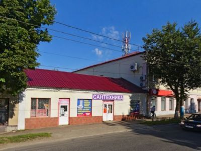 Дом с магазином