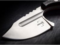 Шейный нож с фиксированным клинком Boker Sigyn, сталь D2, рукоять G10, черный