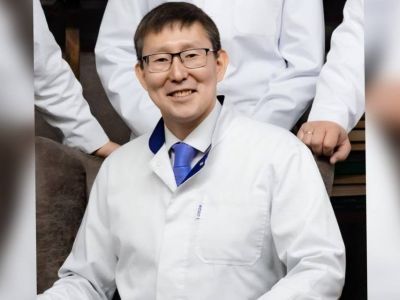 Врач из Якутии удостоен медали Луки Крымского