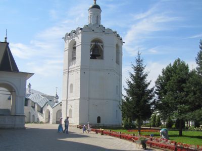 Руины колокольни