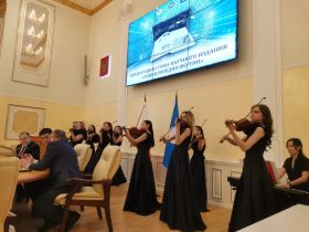 Презентован первый печатный том «Энциклопедии Якутии»