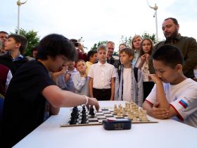 Якутский шахматист выиграл блиц-турнир на Кубке Толстого в Москве