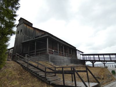 Никольский соляной амбар