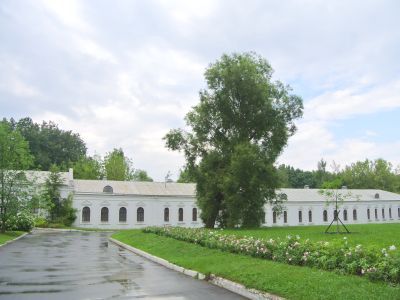 Служебные корпуса у Задних ворот