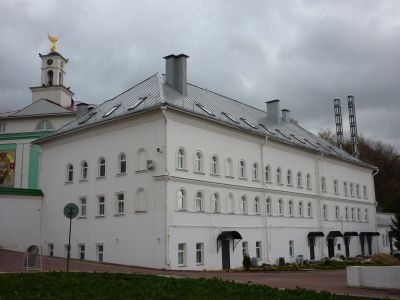 Южный корпус келий Благовещенского монастыря