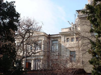 Вилла «Нюкта» В.М.Кузьменко (архитекторы В.М.Кузьменко, В.П.Семенов и Я.П.Семенов)