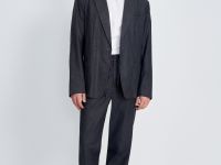 Пиджак однобортный с карманами