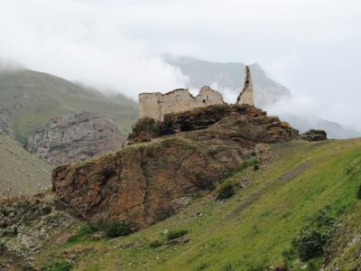 Феодальный замок "Джабоево"