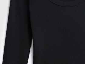 Приталенный лонгслив в рубчик, Черный