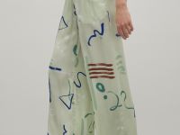 Брюки с абстрактным принтом