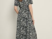 Платье с коротким рукавом и принтом