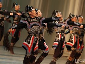 Торжественное собрание общественности ко Дню республики состоялось в Якутске