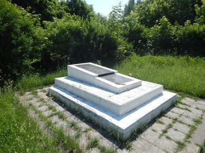 Памятник неизвестному солдату