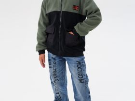 Куртка трикотажная для мальчиков