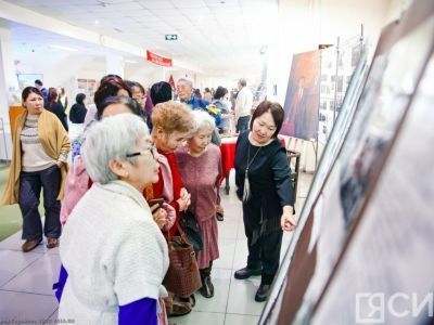 В Якутске представили выставку об отцах-основателях республики