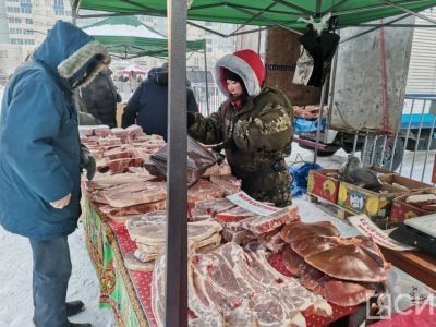 В Якутске открылась ярмарка мяса свежего забоя «Идэhэ»: обзор цен и ассортимента