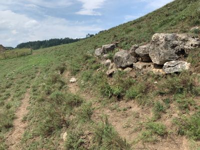 Заградительная стена № 1 архитектурного комплекса "Мусийкъонгийкоте"