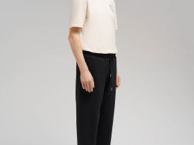 Брюки прямого кроя из футера