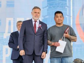 В Якутске дали старт летнему трудовому сезону студенческих отрядов