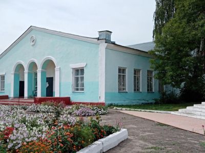 Библиотека с. Нижняя Елюзань