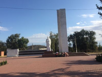 Памятник воинам-односельчанам, погибшим в 1941 - 1945 гг.