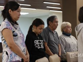 В Якутске вручили ордена и медали родным погибших военнослужащих