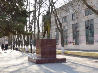 Памятник В.И. Ленину