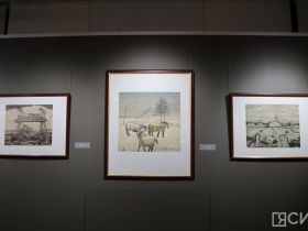 В Якутске открылась выставка графики Алексея Евстафьева