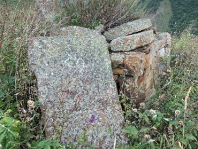 Стела № 20 раннемусульманского кладбища № 3 архитектурного комплекса "Мусийкъонгийкоте"