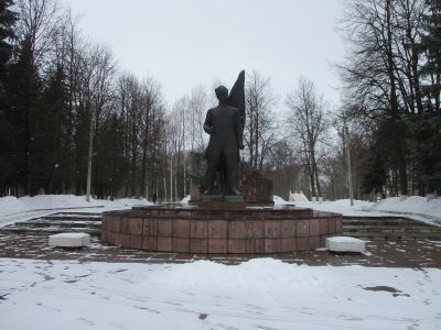 Памятник Ф.Ф. Сонцеву - одному из 26 бакинских комиссаров