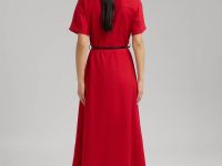 Приталенное платье миди со льном