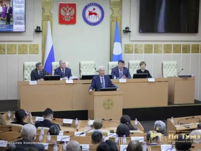 В Якутске презентовали книгу Климента Иванова