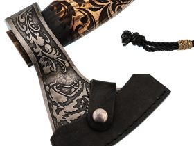 Кованый топор Медведь Хохлома, кулачный