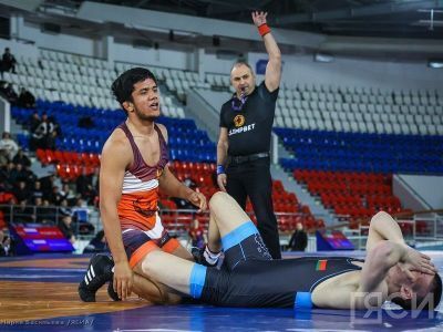 Видео. Все финальные поединки международного турнира памяти Романа Дмитриева в Якутске