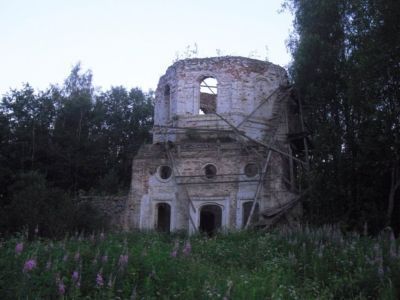 Каменная церковь