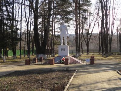 Памятный знак воинам, погибшим в годы Великой Отечественной войны