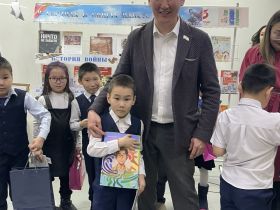 Депутаты Якутской городской Думы приняли участие в открытии Всероссийской недели детской книги