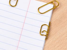 Скрепки фигурные Globus с сердечком 28 мм 50 шт., пластик.коробка, золотые