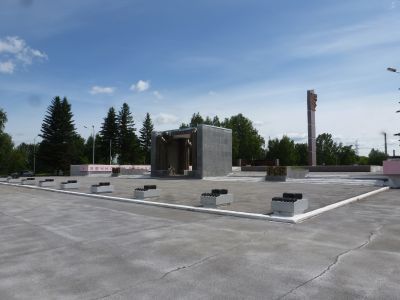 Памятный знак в честь подвига бердчан в годы Великой Отечественной войны