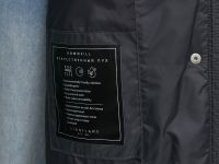 Утепленное пальто с поясом