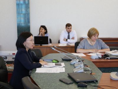 Заместитель министра труда и социального развития республики провела совещание по социальным контрактам