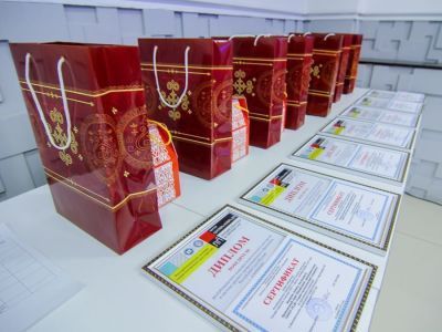 Восемь из 54. В Якутии подвели итоги конкурса педагогического мастерства